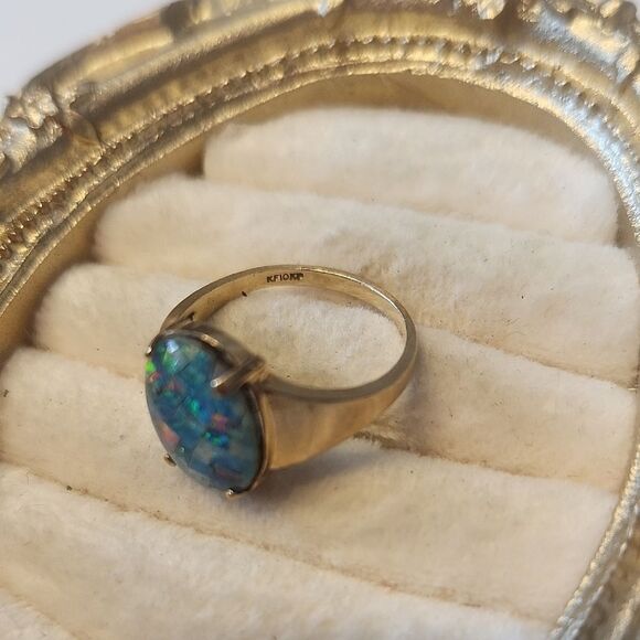 10K Yellow Gold Opal Mosaic And Glass Triplet Cocktail Ring Size 6.75 Signed KF - Picture 3 of 5